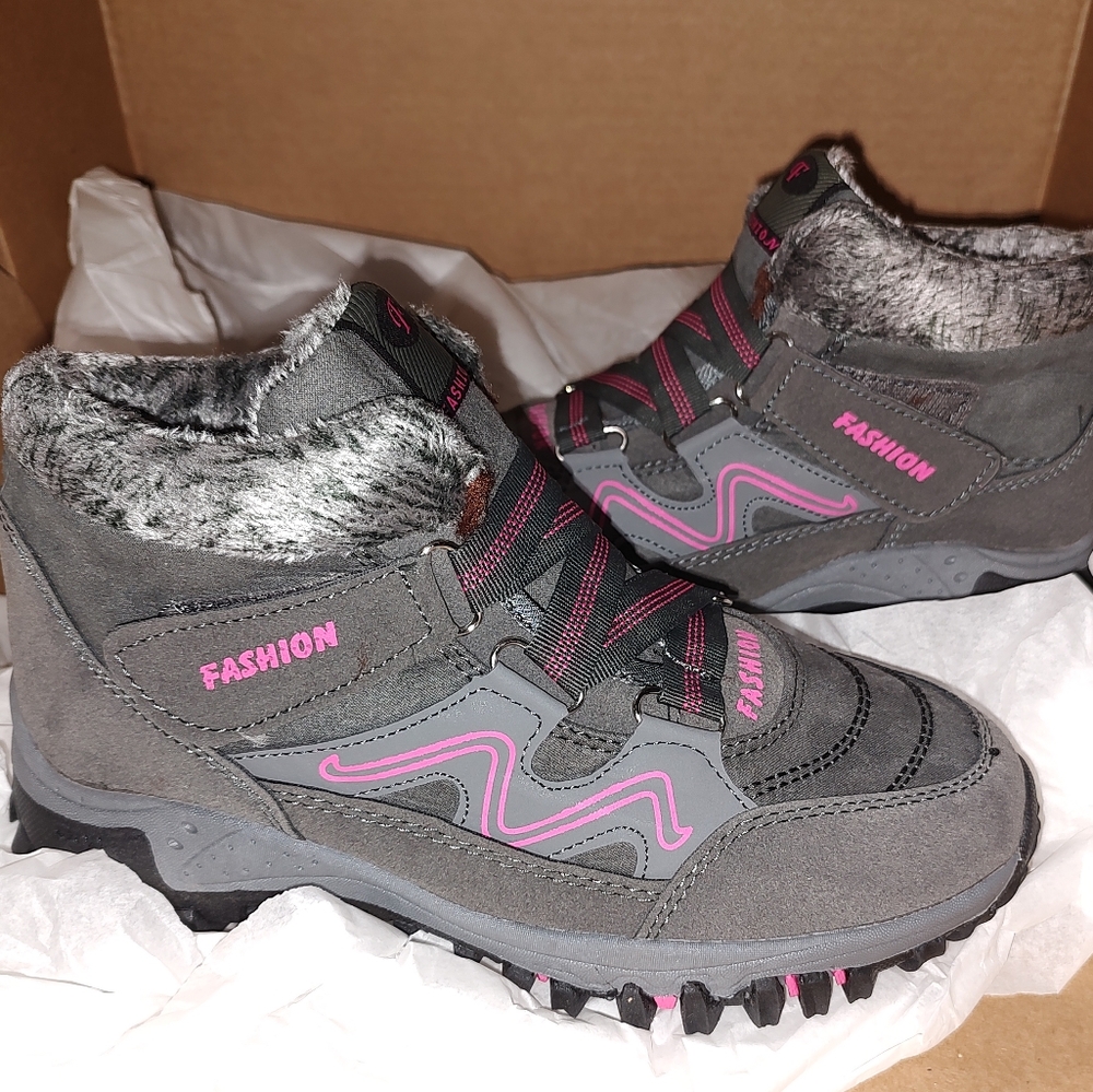 Ladies winter shoes